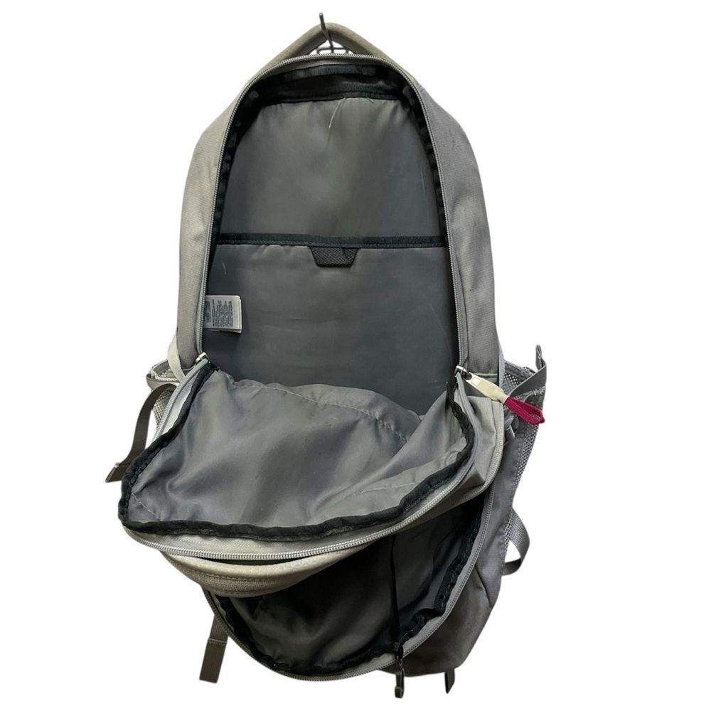 🎒 The North Face “Pivoter” Backpack – Gray w/ Magenta Trim - Picture 7 of 7